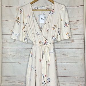 Socialite • Minj Dress • Large • Floral • Spring/Summer